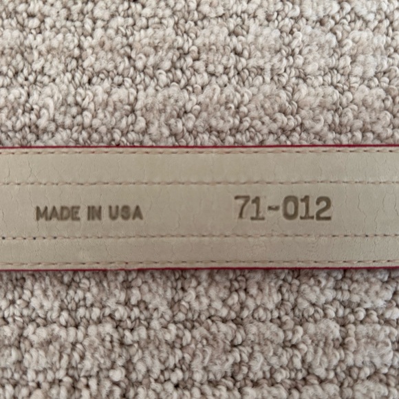 VTG Talbots Belt Womens Medium Leather USA Navy Red Polished Brass. 1.25” wide - Picture 6 of 10